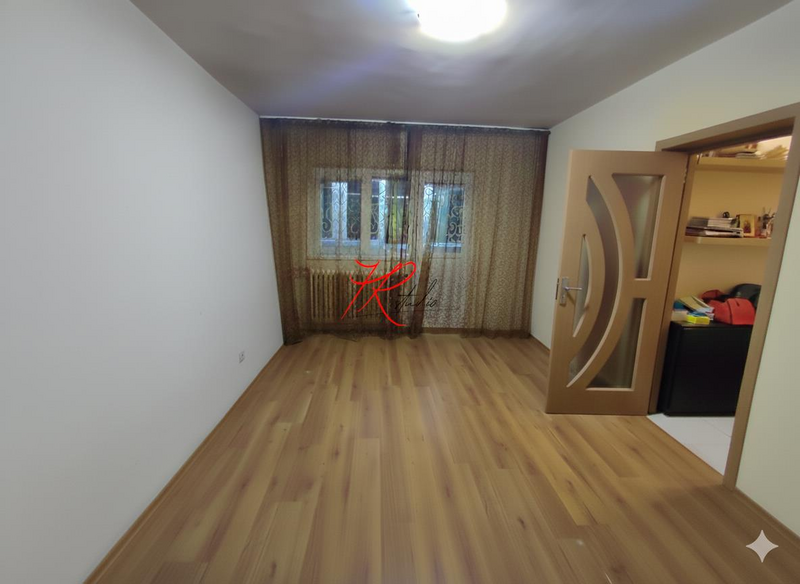 Polona, vanzare apartament 2 camere.